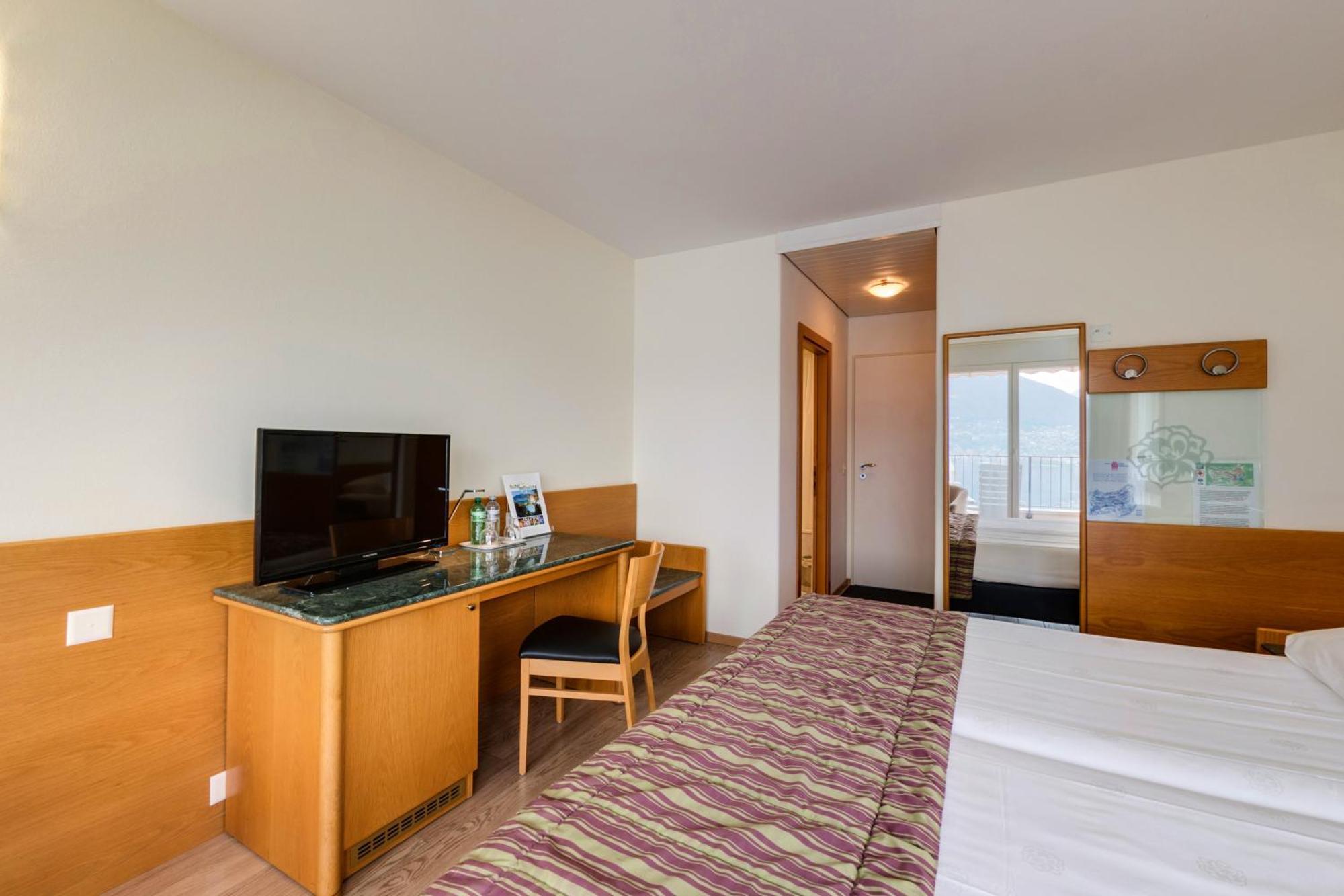 Hotel Bellavista Gambarogno Buitenkant foto
